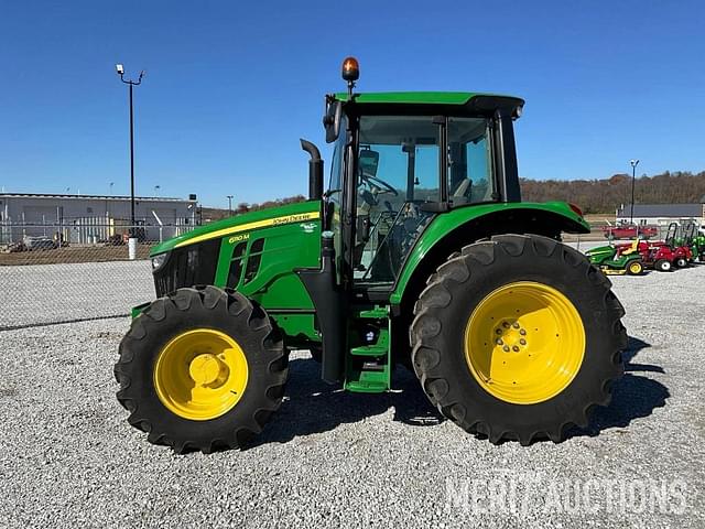 Image of John Deere 6110M equipment image 1