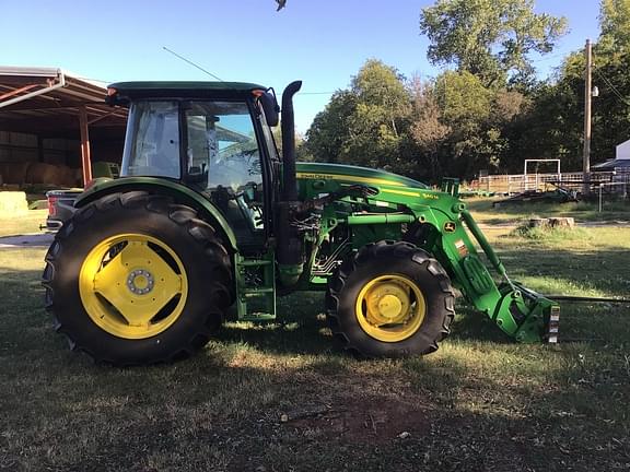 Image of John Deere 6120E equipment image 2