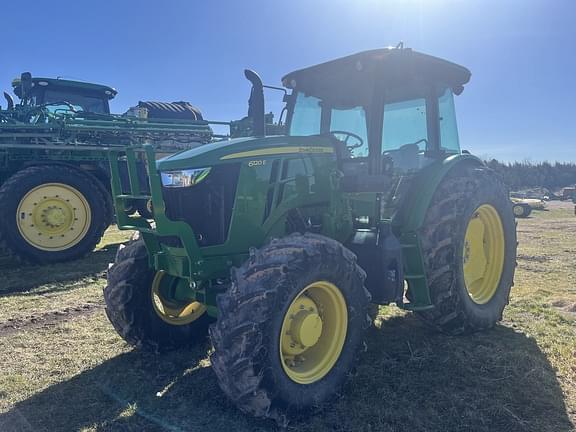 Image of John Deere 6120E equipment image 2