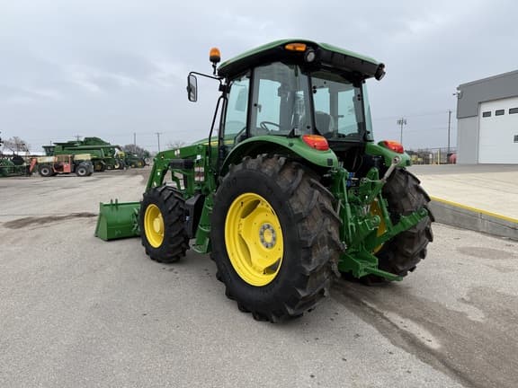 Image of John Deere 6120E equipment image 2