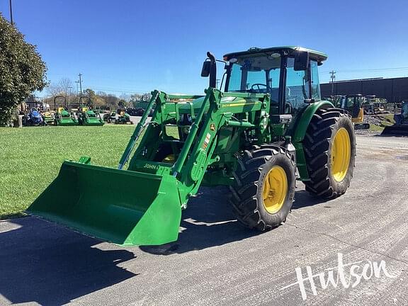 Image of John Deere 6120E equipment image 4