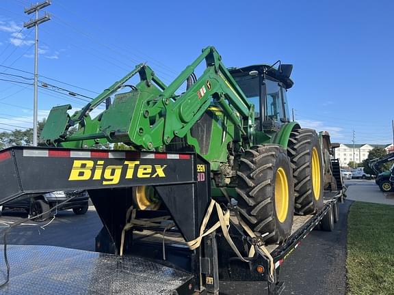 Image of John Deere 6120E equipment image 2