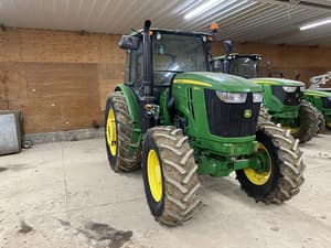 2022 John Deere 6120E Image