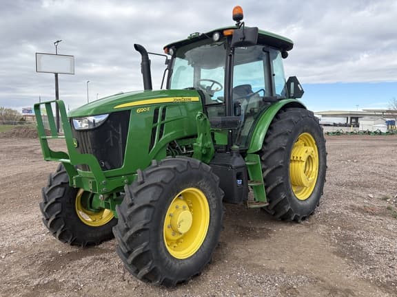 Image of John Deere 6120E Primary image