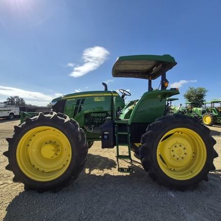 Image of John Deere 6120E equipment image 1