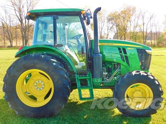 Image of John Deere 6120E equipment image 2