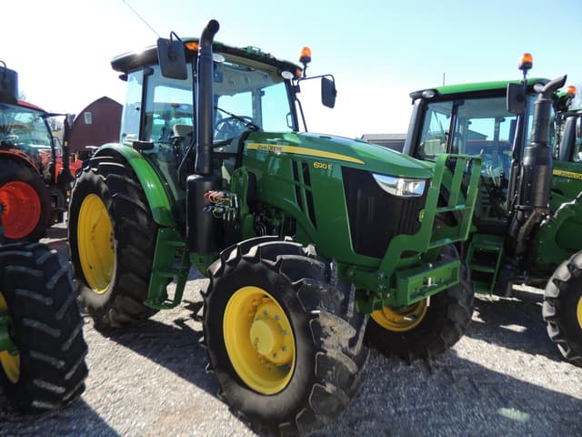Image of John Deere 6120E equipment image 1