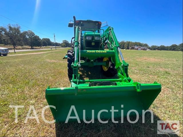 Image of John Deere 6120E equipment image 2