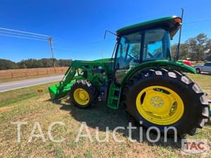 2022 John Deere 6120E Image