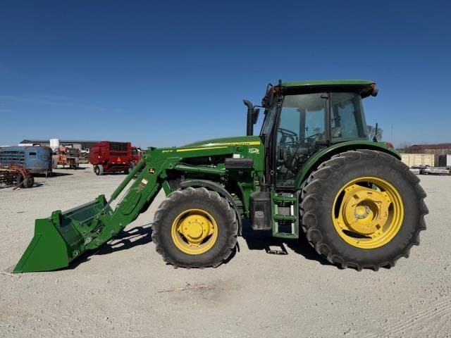 Image of John Deere 6120E equipment image 1