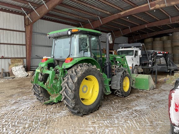 Image of John Deere 6120E equipment image 1