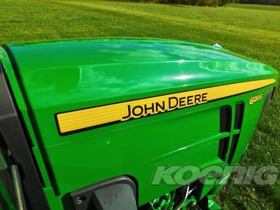 Image of John Deere 6120E equipment image 4
