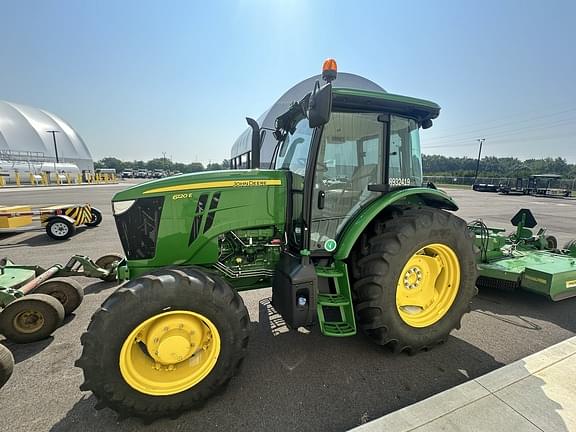 Image of John Deere 6120E equipment image 2