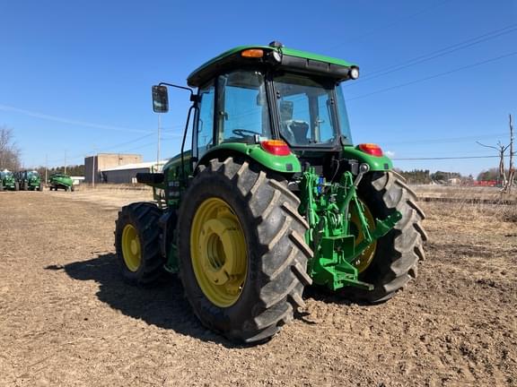 Image of John Deere 6120E equipment image 2