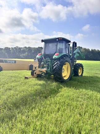 Image of John Deere 6120E equipment image 4