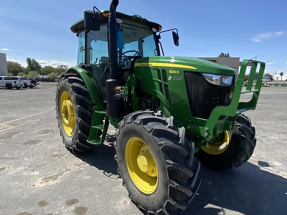 Image of John Deere 6120E equipment image 3