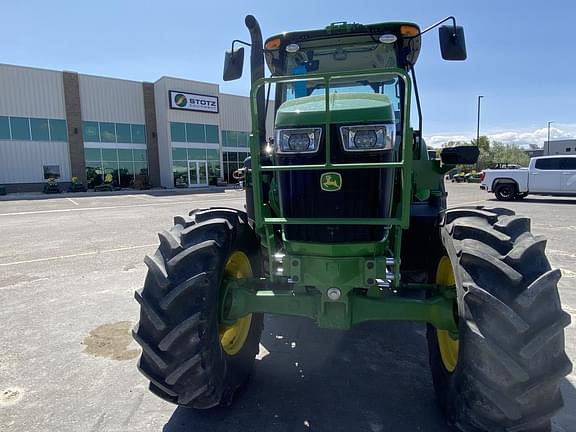 Image of John Deere 6120E equipment image 4