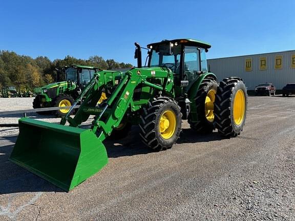 Image of John Deere 6120E equipment image 1