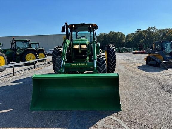 Image of John Deere 6120E equipment image 2