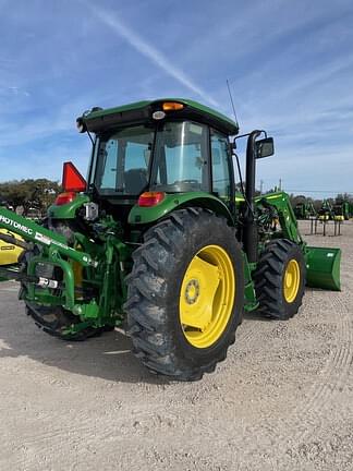 Image of John Deere 6120E equipment image 3