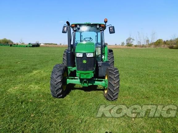 Image of John Deere 6120E equipment image 4