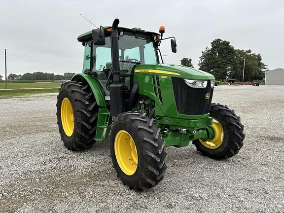 Image of John Deere 6120E equipment image 1