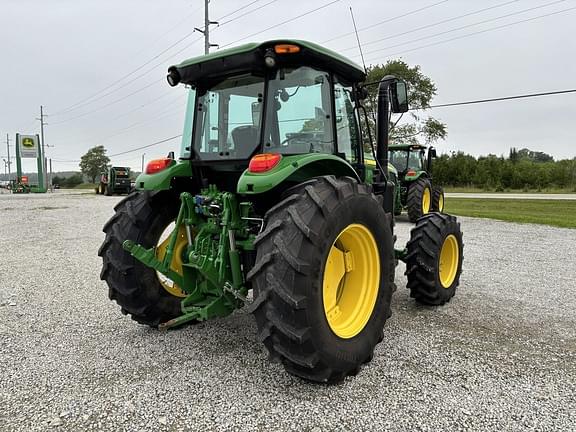 Image of John Deere 6120E equipment image 3