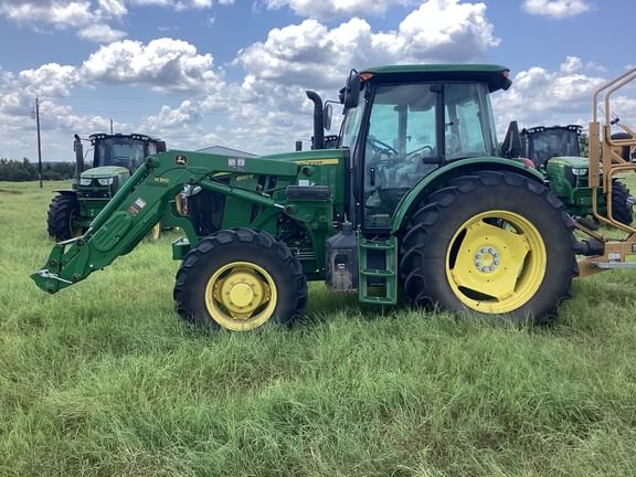 2022 John Deere 6120E Equipment Image0