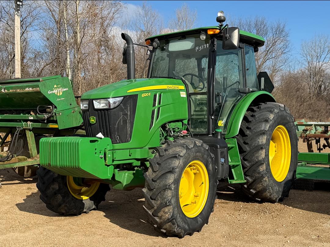 Image of John Deere 6120E Primary image