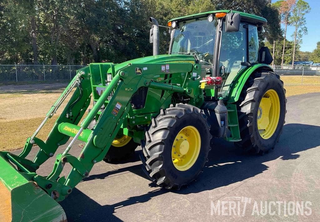 Image of John Deere 6120E Primary image