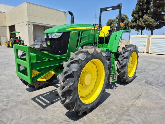 2022 John Deere 6120EH Equipment Image0