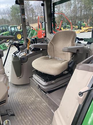 Image of John Deere 6120M equipment image 4