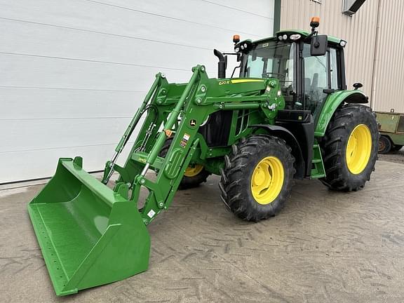 Image of John Deere 6120M equipment image 1