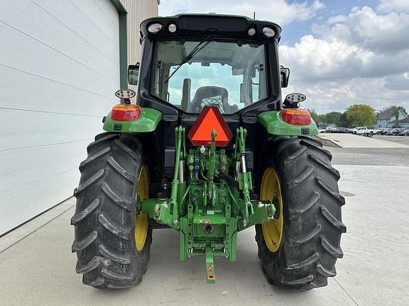Image of John Deere 6120M equipment image 3