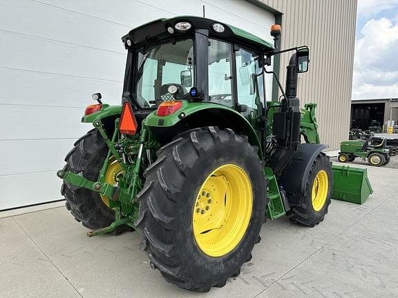 Image of John Deere 6120M equipment image 4