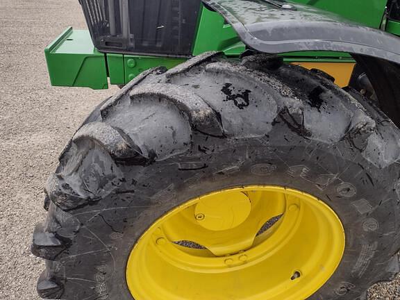 Image of John Deere 6120M equipment image 4