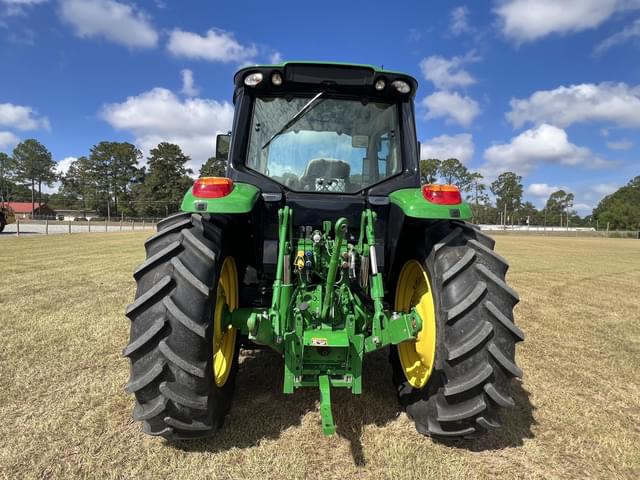 Image of John Deere 6120M equipment image 4