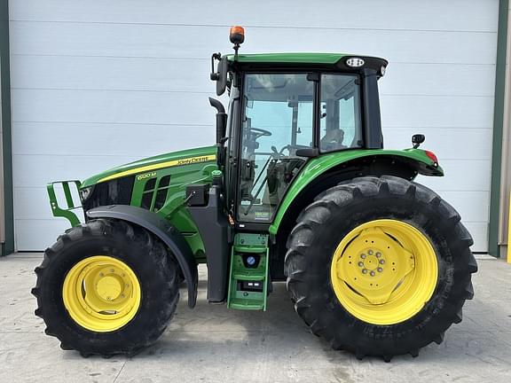 Image of John Deere 6120M equipment image 1