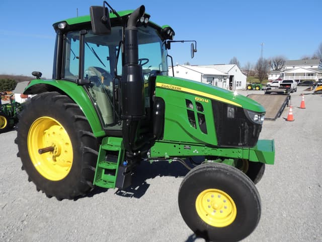 Image of John Deere 6120M equipment image 2