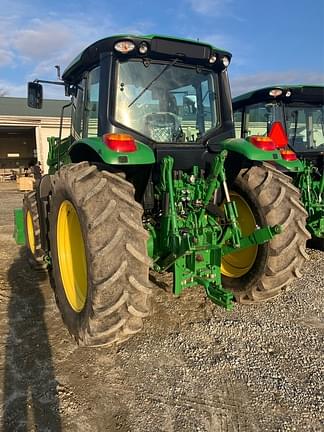 Image of John Deere 6120M equipment image 2