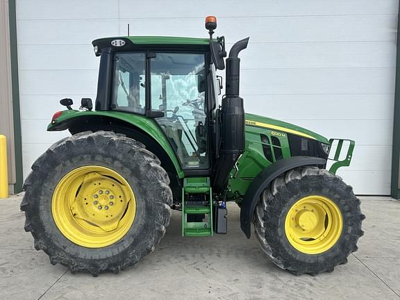 Image of John Deere 6120M equipment image 4