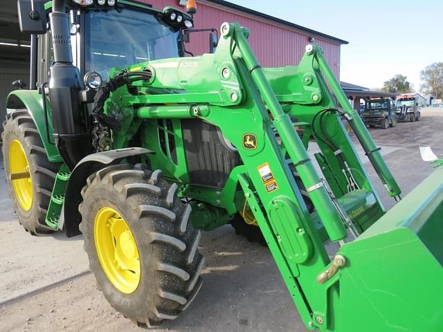 Image of John Deere 6120M equipment image 3