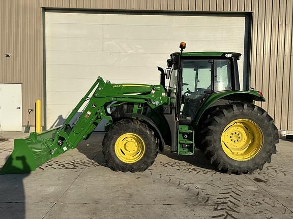 Image of John Deere 6120M equipment image 1