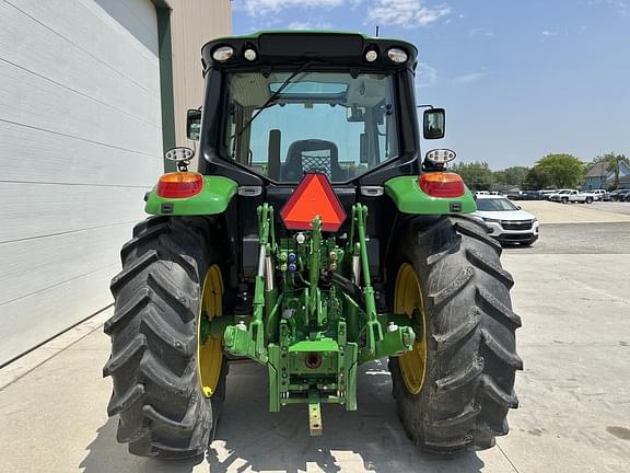 Image of John Deere 6120M equipment image 3
