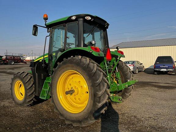 Image of John Deere 6120M equipment image 1