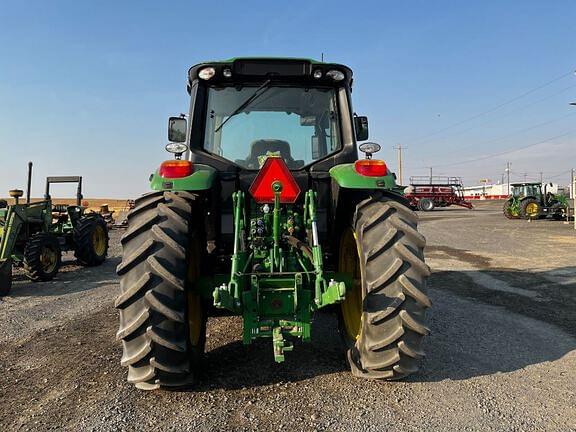 Image of John Deere 6120M equipment image 2