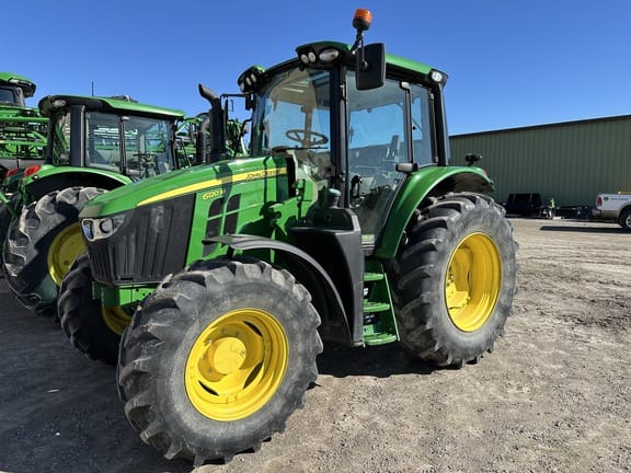 2022 John Deere 6120M Equipment Image0