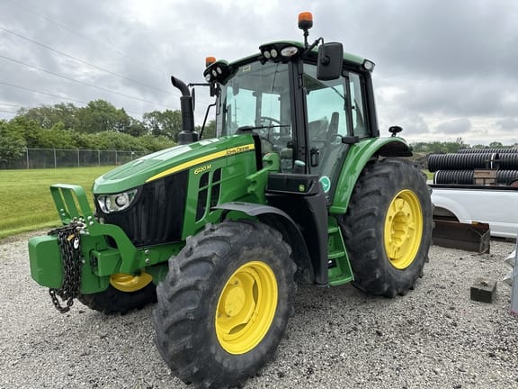 2022 John Deere 6120M Equipment Image0