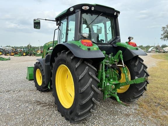 Image of John Deere 6120M equipment image 2