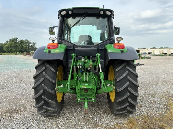 Image of John Deere 6120M equipment image 3
